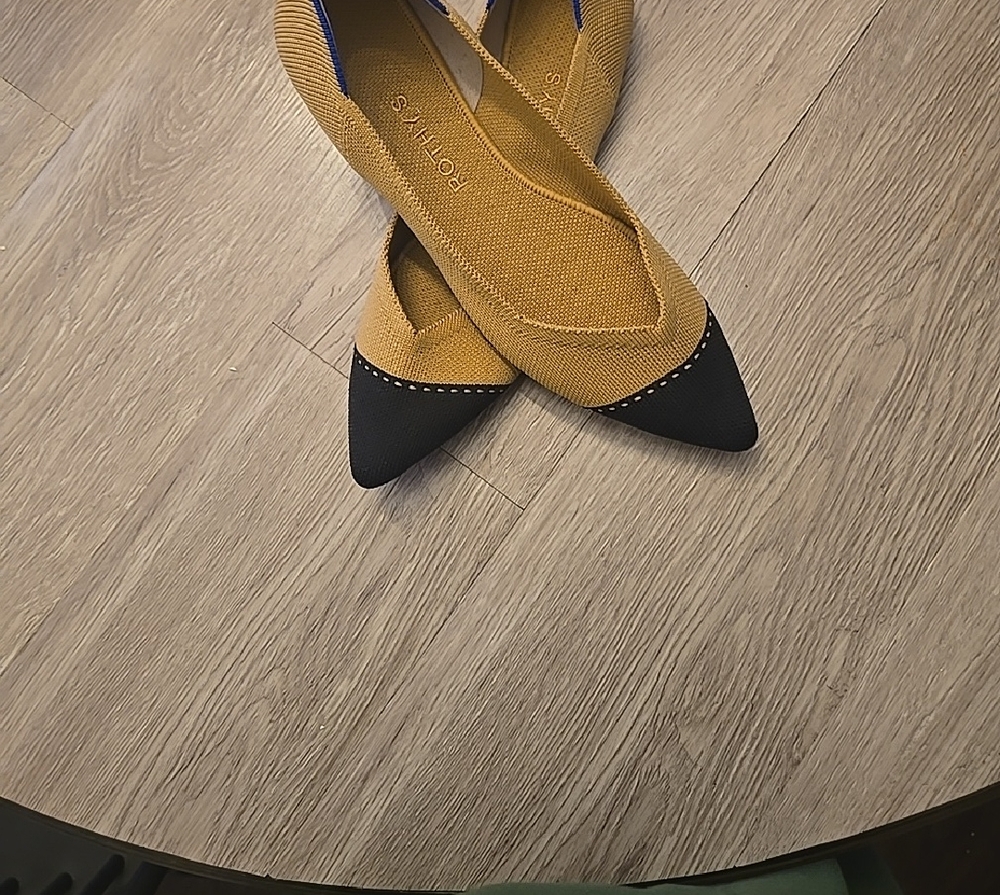Rothy's Mustard and Black Pointed Flats